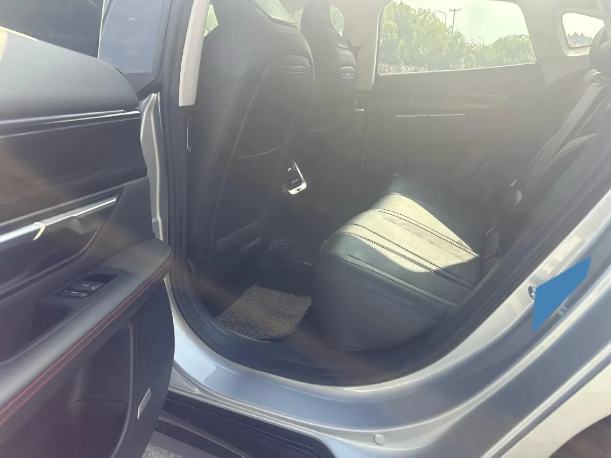 2020 DS 7 1.6T 215HP L4 8AT,autocango,china used car exporter,china ev exporter,chinese used car exporter,chinese used ev exporter