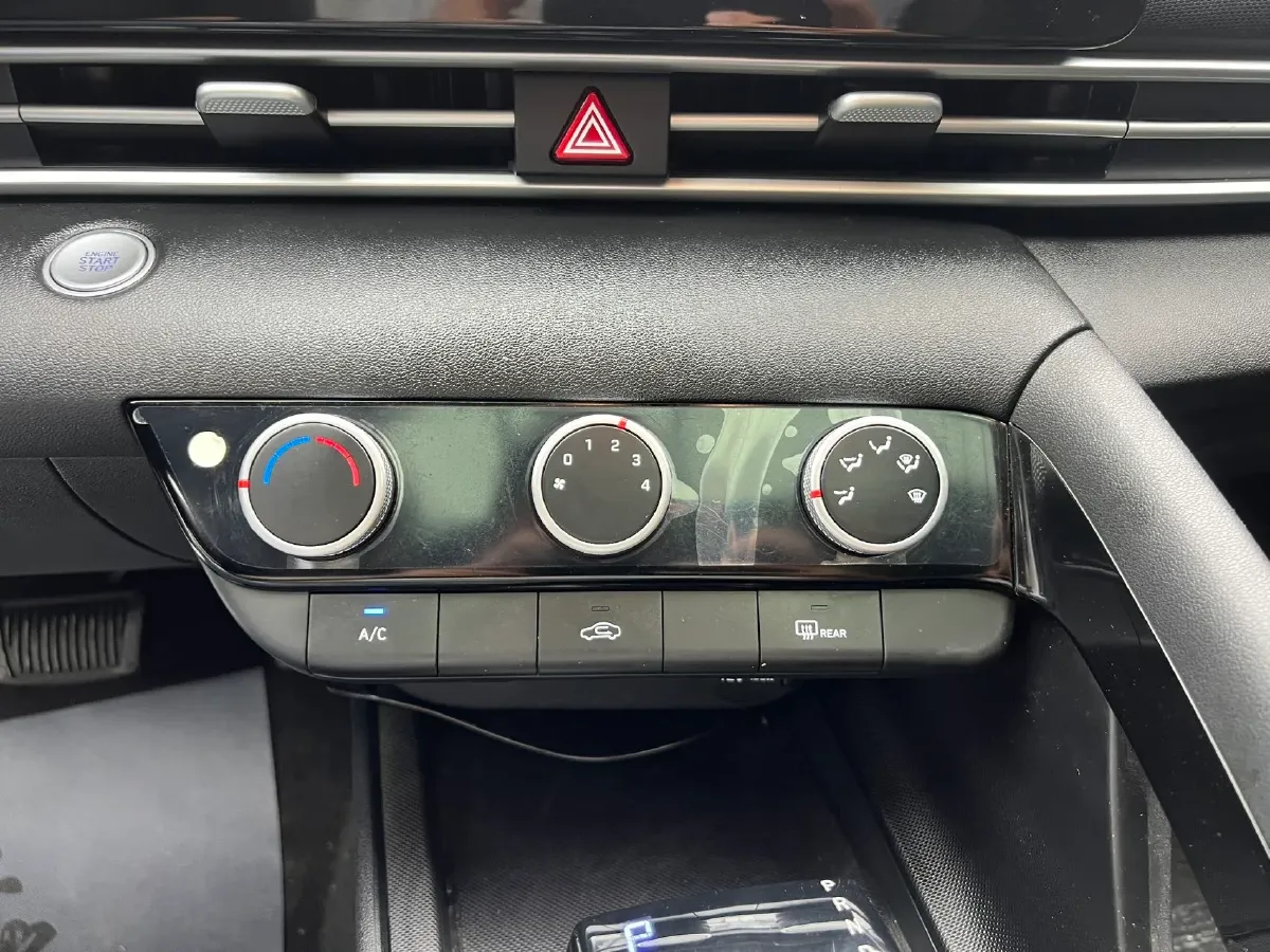 2023 Hyundai Elantra 1.5L 115HP L4 CVT,autocango,china used car exporter,china ev exporter,chinese used car exporter,chinese used ev exporter