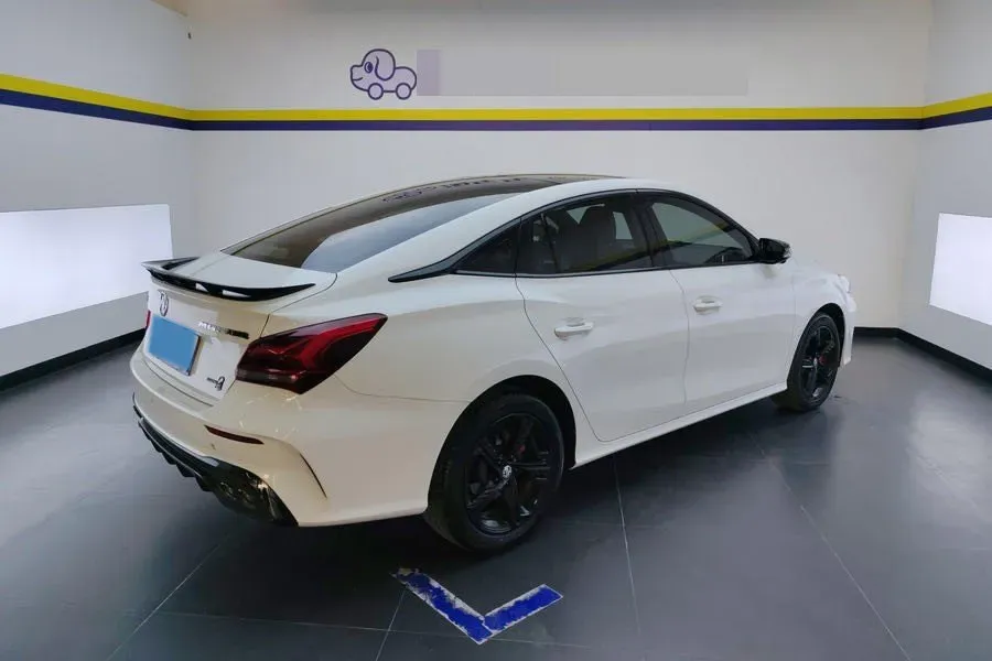 2022 MG 5 Scorpio 1.5T 181HP L4 7DCT,autocango,china used car exporter,china ev exporter,chinese used car exporter,chinese used ev exporter