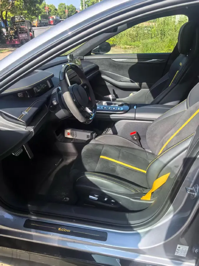 2025 MI SU7 Ultra BEV 93.7KWH,autocango,china used car exporter,china ev exporter,chinese used car exporter,chinese used ev exporter