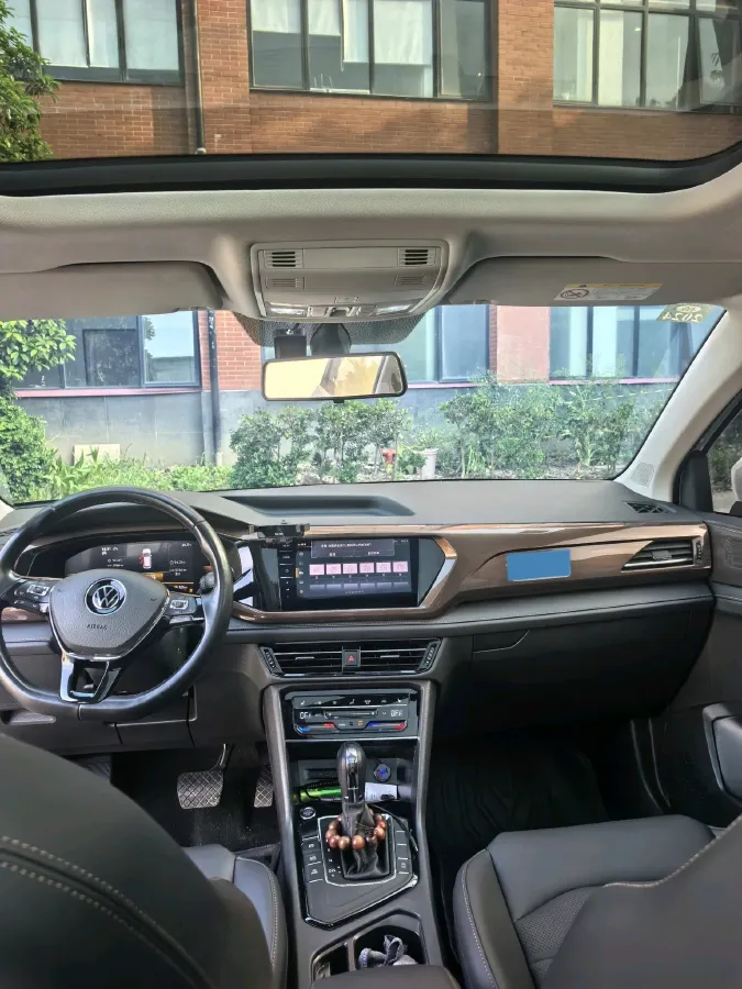 2021 Volkswagen Tharu 1.4T 150HP L4 7DCT,autocango,china used car exporter,china ev exporter,chinese used car exporter,chinese used ev exporter