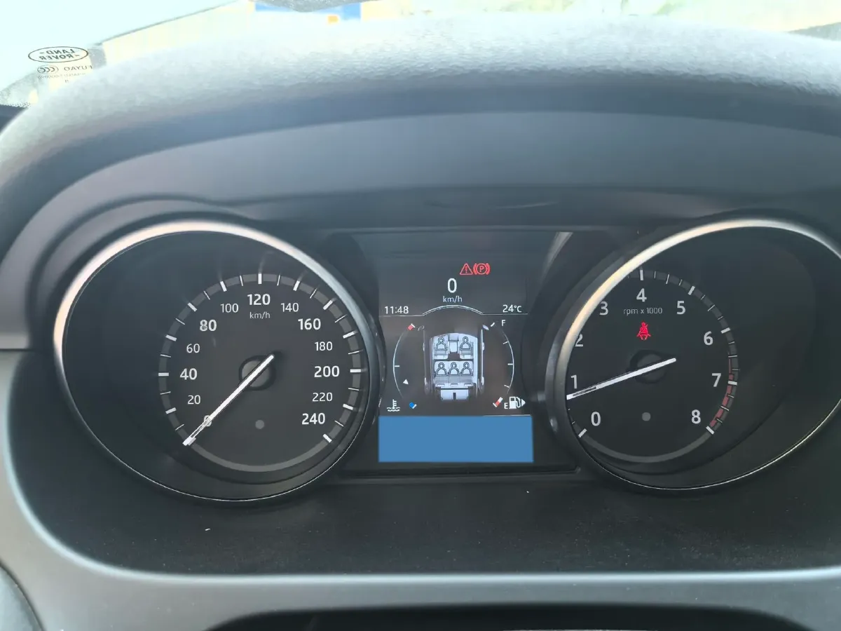 2018 Land Rover Discovery Sport 2.0T 241HP L4 9AT,autocango,china used car exporter,china ev exporter,chinese used car exporter,chinese used ev exporter