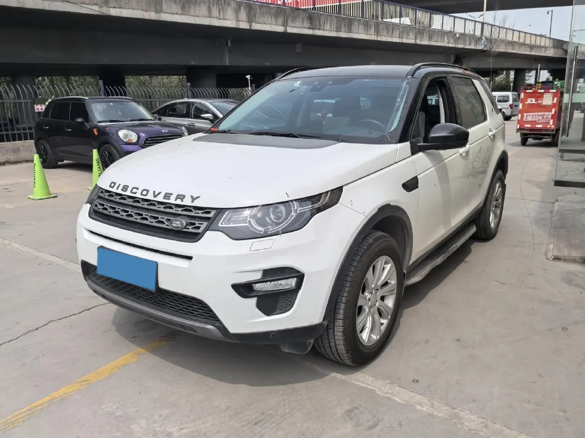 2018 Land Rover Discovery Sport 2.0T 241HP L4 9AT,autocango,china used car exporter,china ev exporter,chinese used car exporter,chinese used ev exporter
