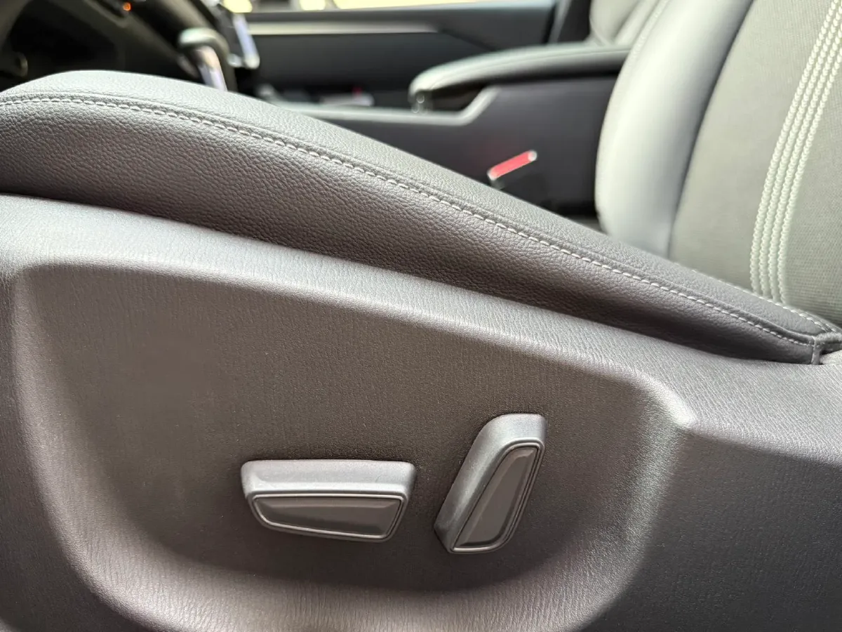 2023 Mazda CX-50 2.0L 155HP L4 6AT,autocango,china used car exporter,china ev exporter,chinese used car exporter,chinese used ev exporter