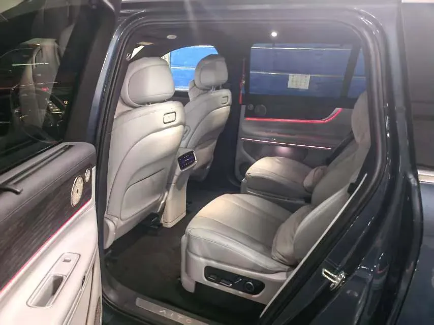 2024 AITO AITO M9 1.5T 152HP L4 REEV 42KWH,autocango,china used car exporter,china ev exporter,chinese used car exporter,chinese used ev exporter