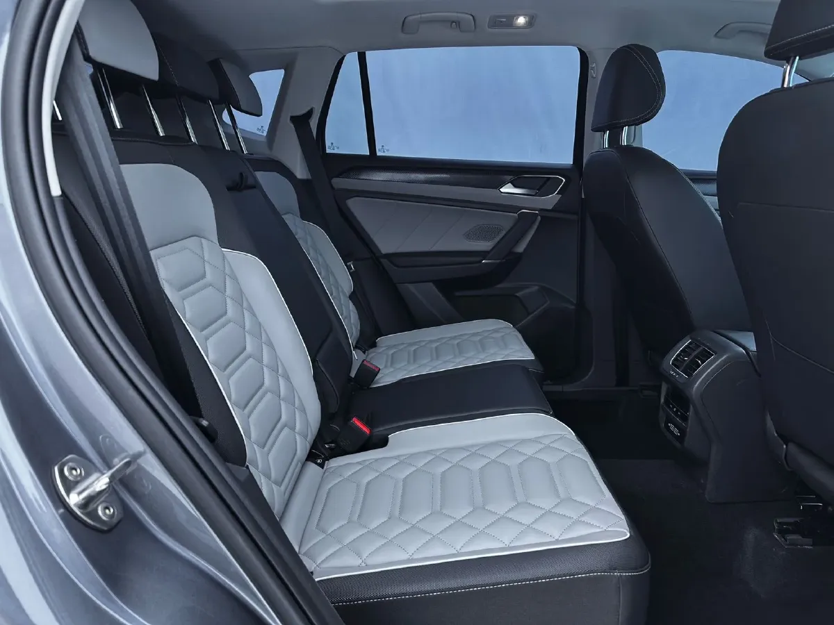 2023 Volkswagen Tayron 1.4T 150HP L4 7DCT,autocango,china used car exporter,china ev exporter,chinese used car exporter,chinese used ev exporter