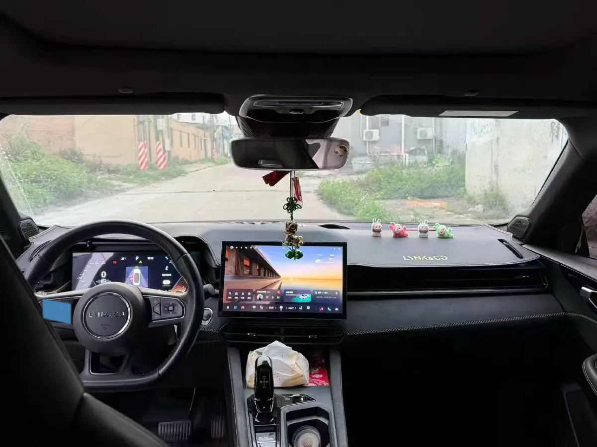 2023 LYNK&CO 03 2.0T 254HP L4 7DCT,autocango,china used car exporter,china ev exporter,chinese used car exporter,chinese used ev exporter