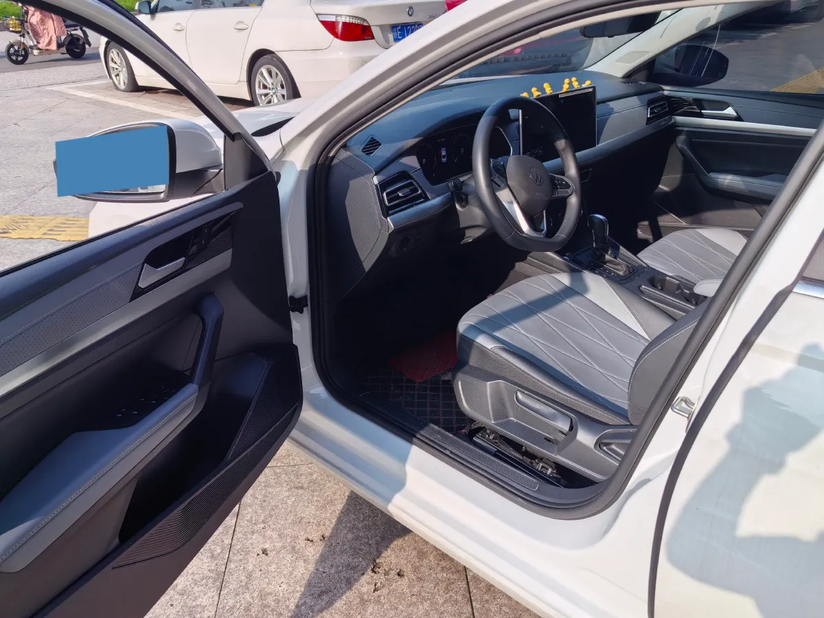 2024 Volkswagen Lavida 1.5L 110HP L4 6AT,autocango,china used car exporter,china ev exporter,chinese used car exporter,chinese used ev exporter