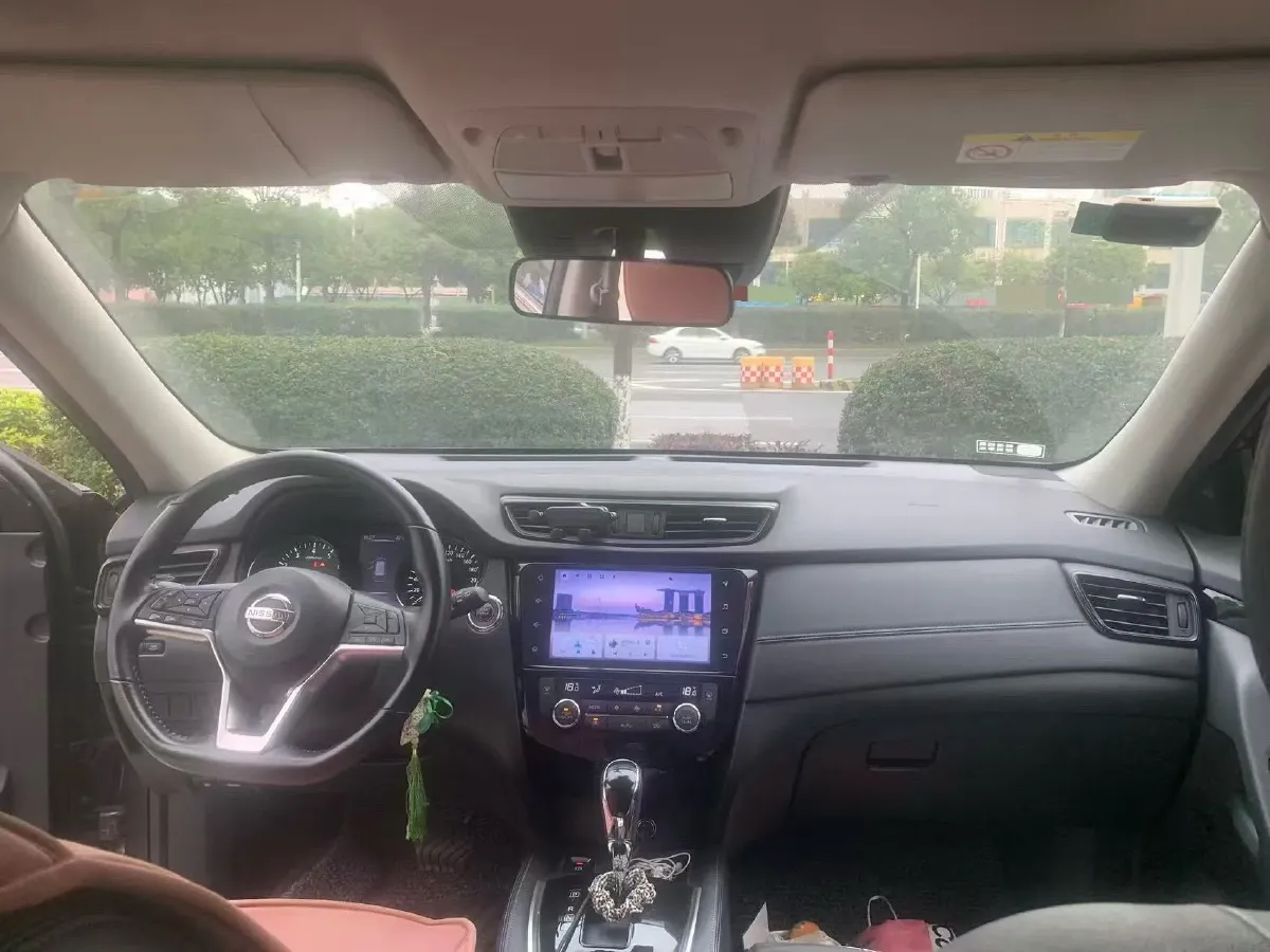 2021 Nissan X-Trail 2.0L 151HP L4 CVT,autocango,china used car exporter,china ev exporter,chinese used car exporter,chinese used ev exporter