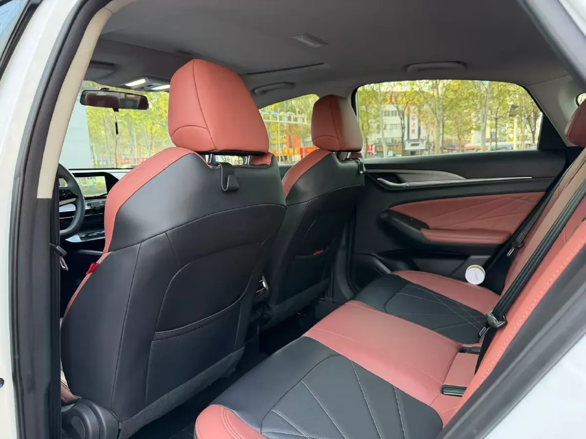 2023 ChangAn Eado 1.4T 160HP L4 7DCT,autocango,china used car exporter,china ev exporter,chinese used car exporter,chinese used ev exporter