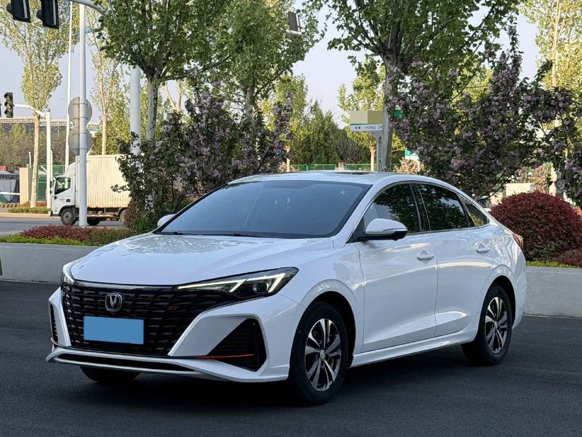 2023 ChangAn Eado 1.4T 160HP L4 7DCT,autocango,china used car exporter,china ev exporter,chinese used car exporter,chinese used ev exporter