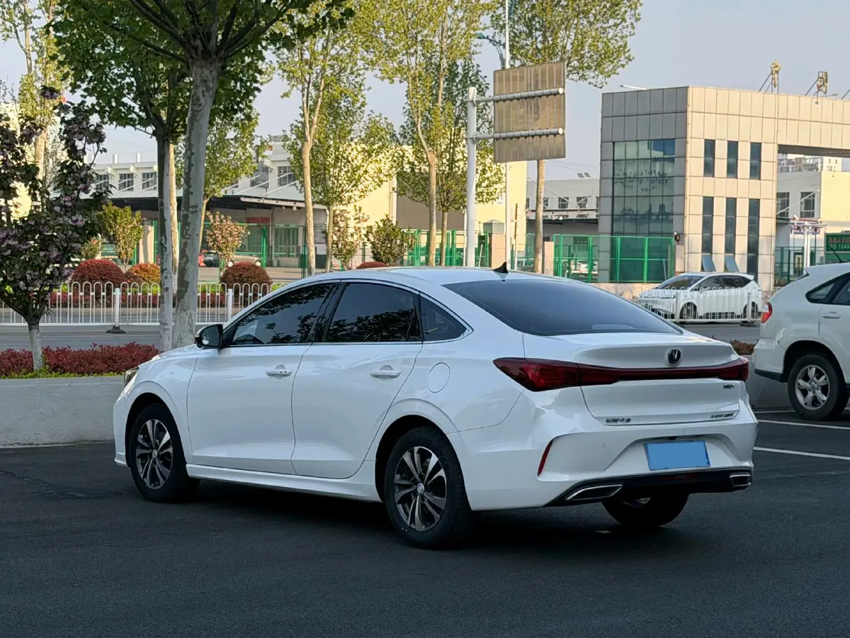 2023 ChangAn Eado 1.4T 160HP L4 7DCT,autocango,china used car exporter,china ev exporter,chinese used car exporter,chinese used ev exporter