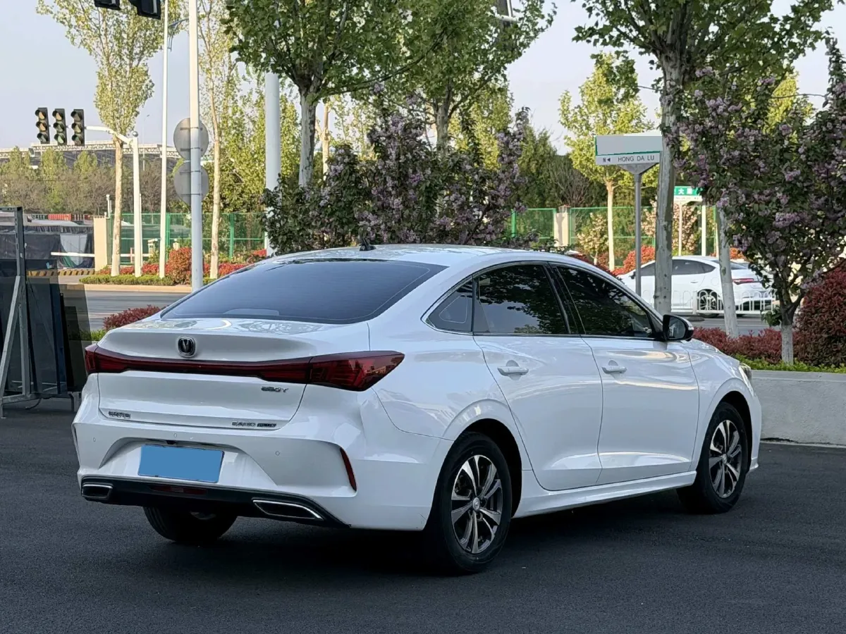 2023 ChangAn Eado 1.4T 160HP L4 7DCT,autocango,china used car exporter,china ev exporter,chinese used car exporter,chinese used ev exporter