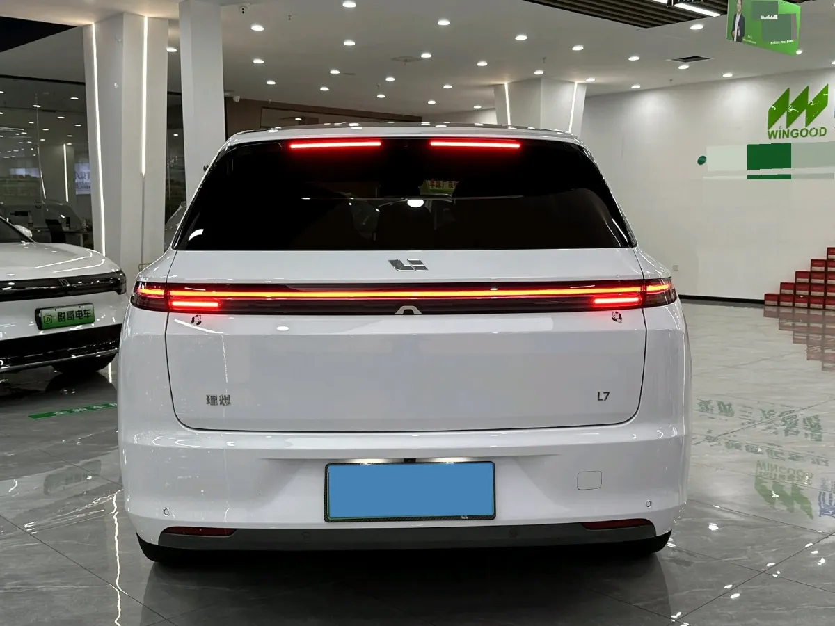 2024 Li L7 Range Extended 154HP REEV 42.8KWH,autocango,china used car exporter,china ev exporter,chinese used car exporter,chinese used ev exporter