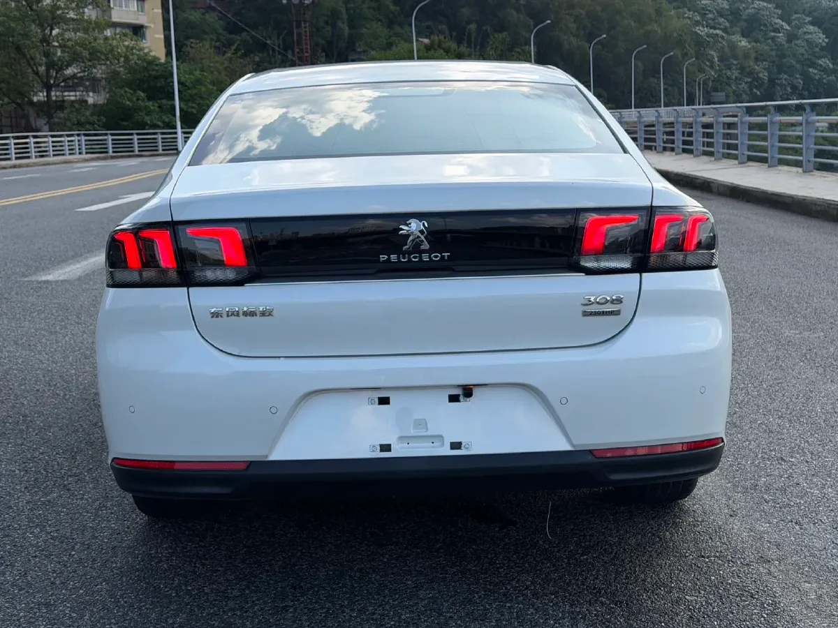 2018 Peugeot 308 1.2T 136HP L3 6AT,autocango,china used car exporter,china ev exporter,chinese used car exporter,chinese used ev exporter