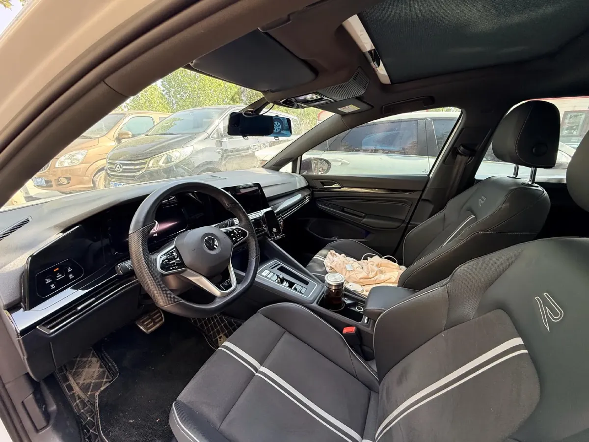 2023 Volkswagen Golf 1.4T 150HP L4 7DCT,autocango,china used car exporter,china ev exporter,chinese used car exporter,chinese used ev exporter