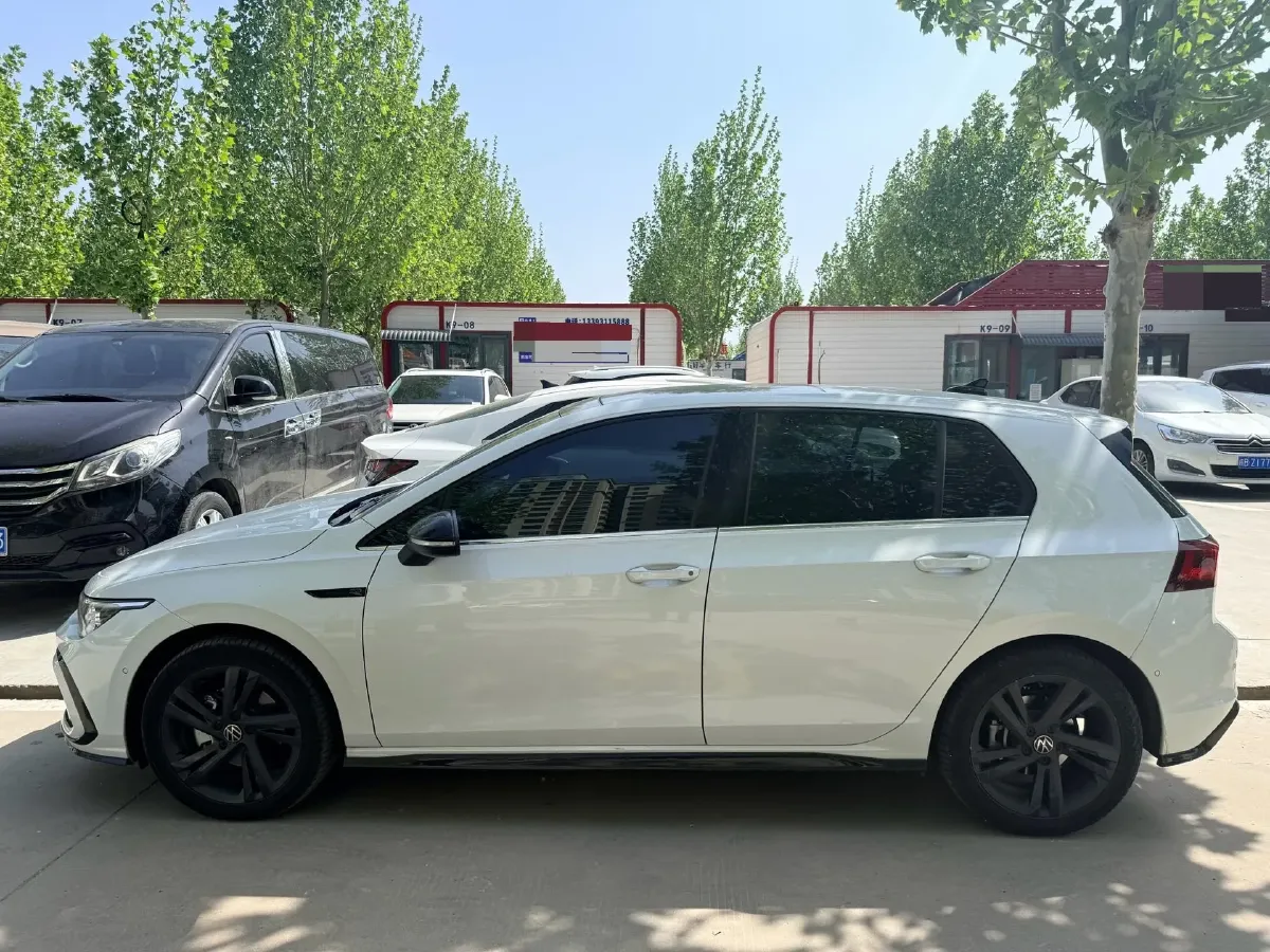 2023 Volkswagen Golf 1.4T 150HP L4 7DCT,autocango,china used car exporter,china ev exporter,chinese used car exporter,chinese used ev exporter