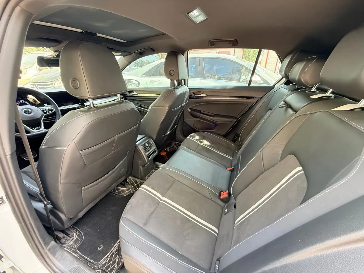 2023 Volkswagen Golf 1.4T 150HP L4 7DCT,autocango,china used car exporter,china ev exporter,chinese used car exporter,chinese used ev exporter