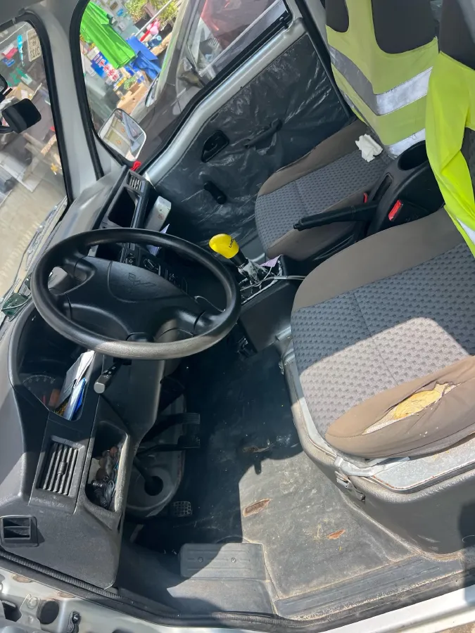 2020 WuLing ZhiGuang 1.2L 76HP L4 5MT,autocango,china used car exporter,china ev exporter,chinese used car exporter,chinese used ev exporter