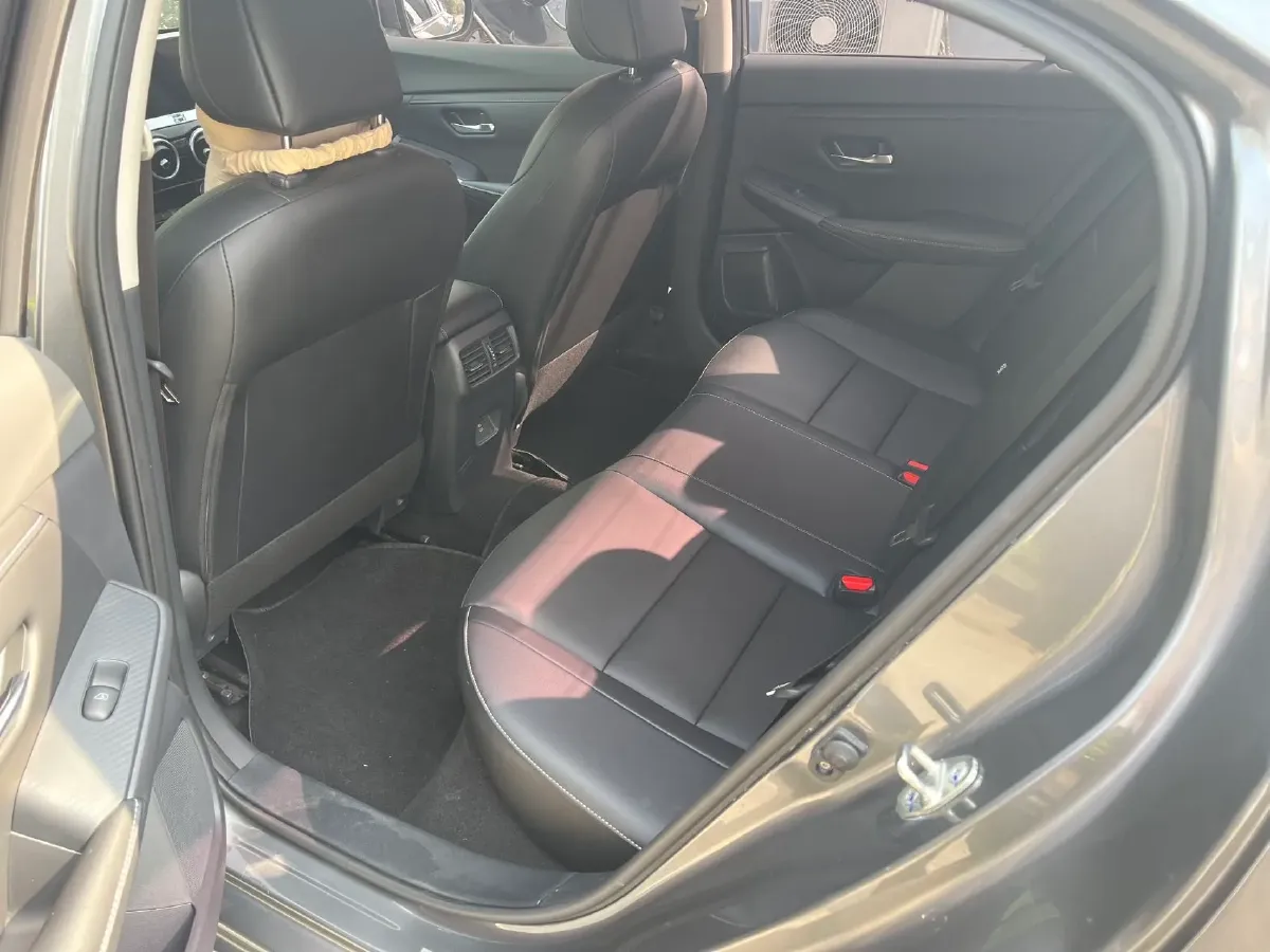 2023 Nissan Sylphy 1.6L 135HP L4 CVT,autocango,china used car exporter,china ev exporter,chinese used car exporter,chinese used ev exporter