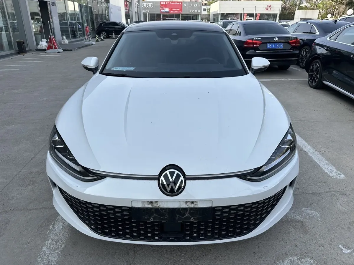 2024 Volkswagen Lamando 1.4T 150HP L4 7DCT,autocango,china used car exporter,china ev exporter,chinese used car exporter,chinese used ev exporter
