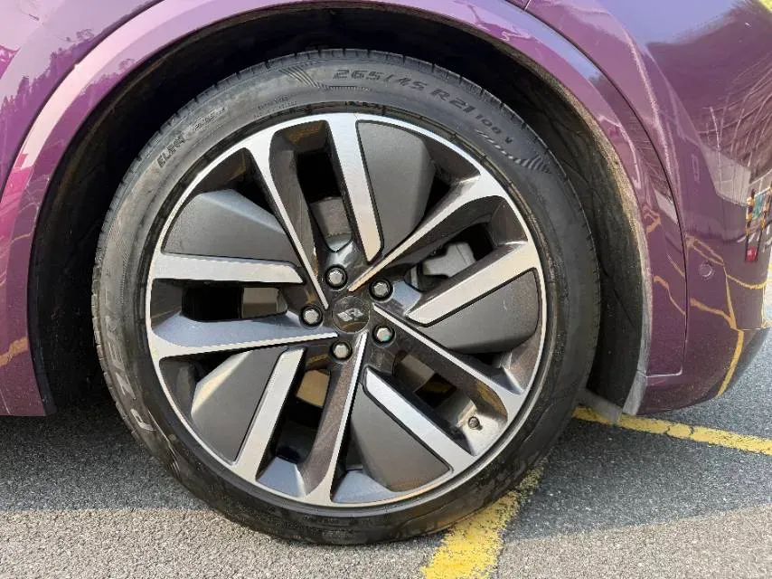 2023 Li L9 Range Extended 154HP REEV 42.6KWH,autocango,china used car exporter,china ev exporter,chinese used car exporter,chinese used ev exporter