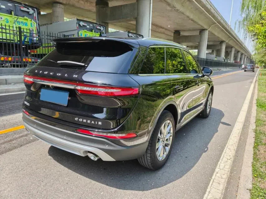 2021 Lincoln Corsair 2.0T 245HP L4 8AT,autocango,china used car exporter,china ev exporter,chinese used car exporter,chinese used ev exporter