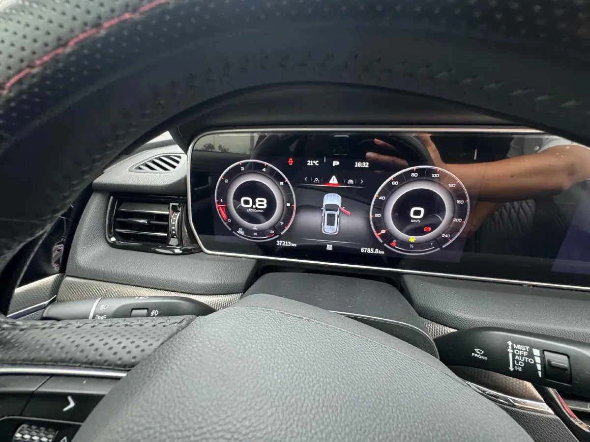 2022 HongQi HS5 2.0T 224HP L4 6AT,autocango,china used car exporter,china ev exporter,chinese used car exporter,chinese used ev exporter