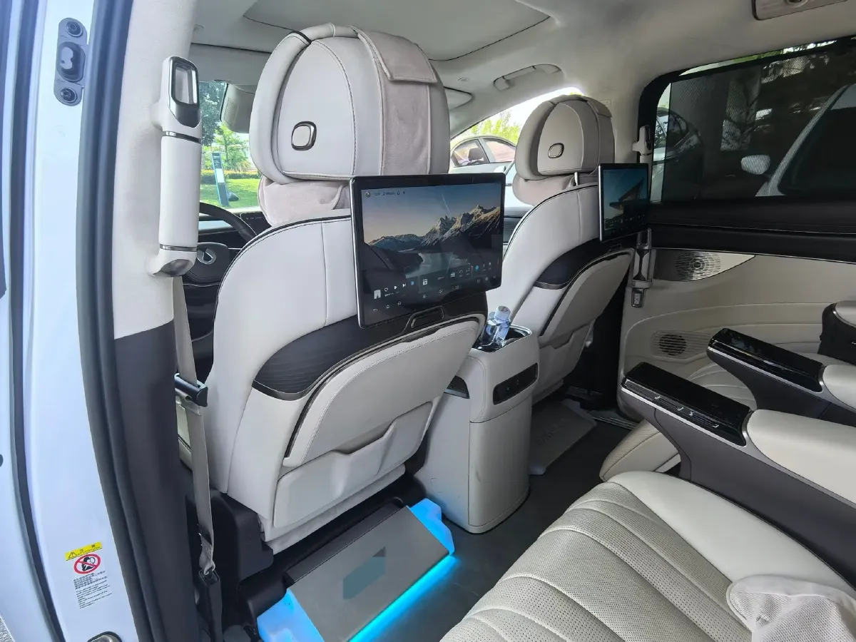 2024 Denza D9 1.5T 139HP L4 E-CVT PHEV 40KWH,autocango,china used car exporter,china ev exporter,chinese used car exporter,chinese used ev exporter