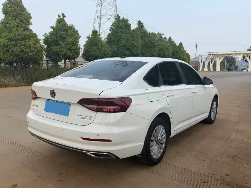 2021 Volkswagen Lavida 1.4T 150HP L4 7DCT,autocango,china used car exporter,china ev exporter,chinese used car exporter,chinese used ev exporter