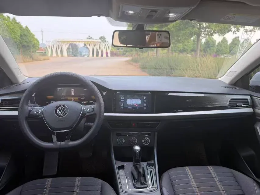 2021 Volkswagen Lavida 1.4T 150HP L4 7DCT,autocango,china used car exporter,china ev exporter,chinese used car exporter,chinese used ev exporter