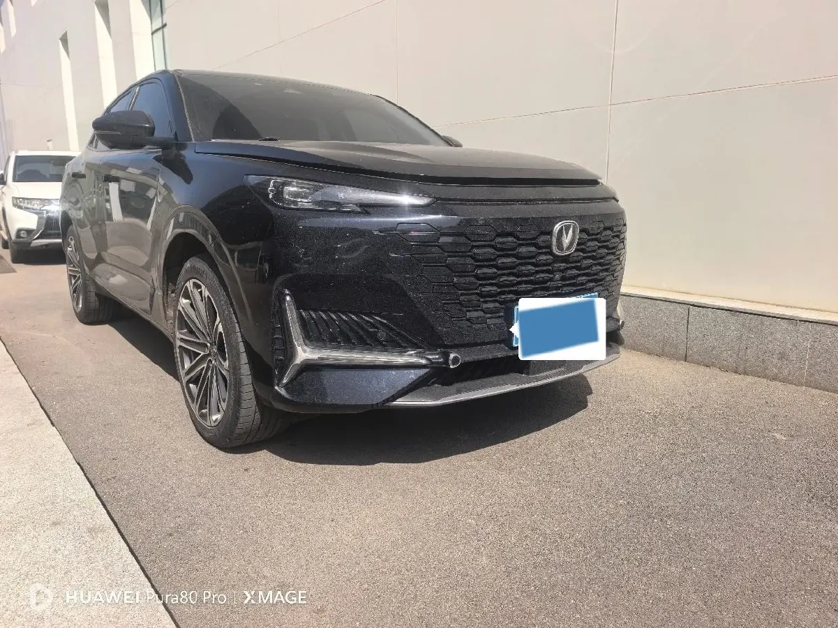 2021 ChangAn UNI-K 2.0T 233HP L4 8AT,autocango,china used car exporter,china ev exporter,chinese used car exporter,chinese used ev exporter