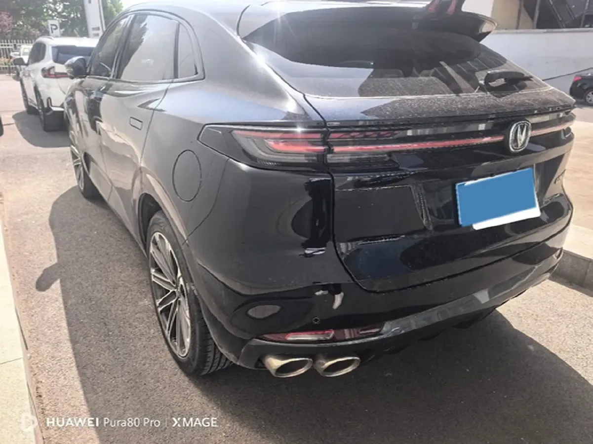 2021 ChangAn UNI-K 2.0T 233HP L4 8AT,autocango,china used car exporter,china ev exporter,chinese used car exporter,chinese used ev exporter