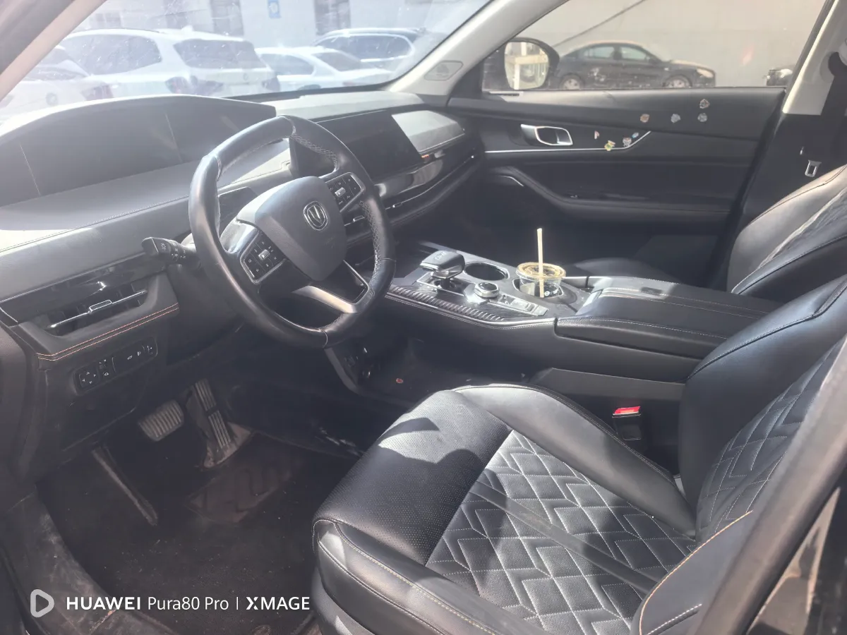 2021 ChangAn UNI-K 2.0T 233HP L4 8AT,autocango,china used car exporter,china ev exporter,chinese used car exporter,chinese used ev exporter