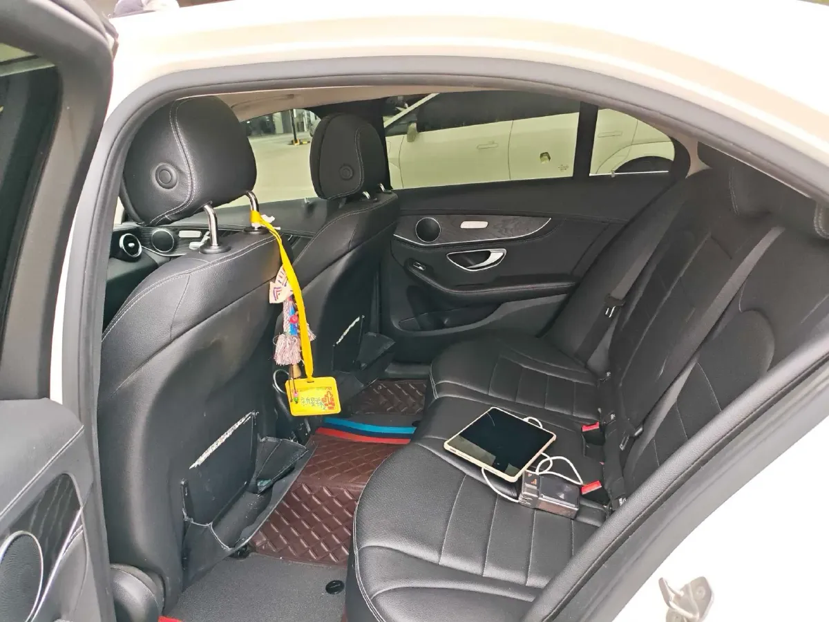 2020 Mercedes-Benz C Class 1.5T 184HP L4 9AT,autocango,china used car exporter,china ev exporter,chinese used car exporter,chinese used ev exporter