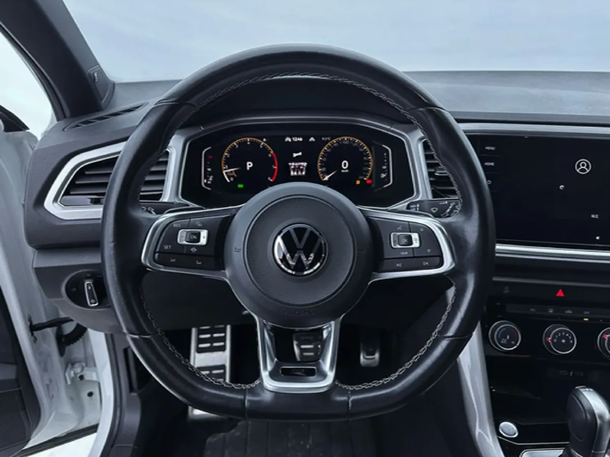 2021 Volkswagen T-Roc 1.4T 150HP L4 7DCT,autocango,china used car exporter,china ev exporter,chinese used car exporter,chinese used ev exporter