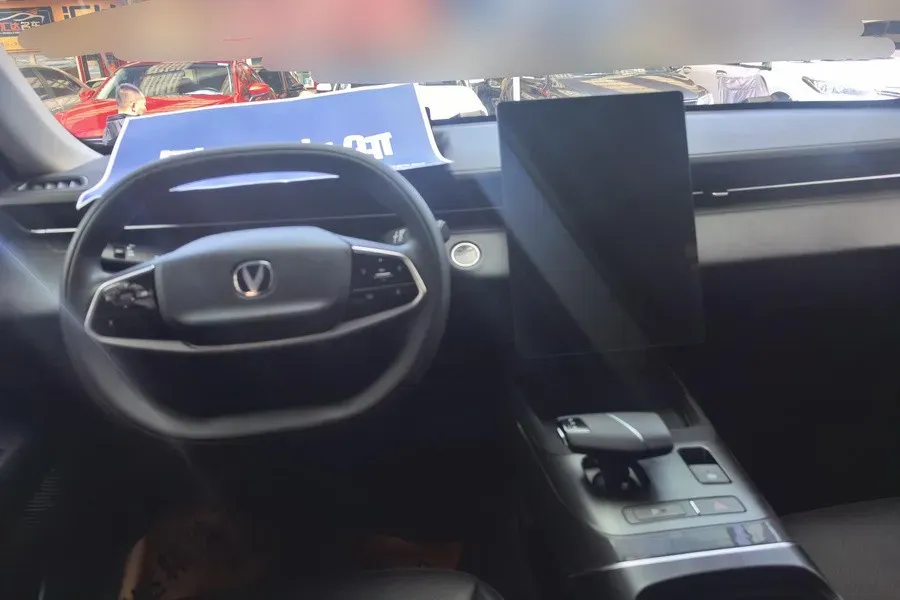 2023 ChangAn Lamore 1.5T 170HP L4 7DCT,autocango,china used car exporter,china ev exporter,chinese used car exporter,chinese used ev exporter