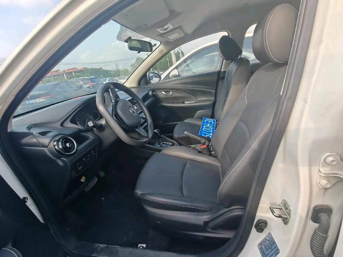 2019 ChangAn Alsvin 1.5L 107HP L4 5DCT,autocango,china used car exporter,china ev exporter,chinese used car exporter,chinese used ev exporter