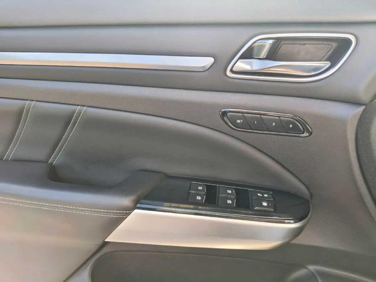 2020 GAC Trumpchi GS8 2.0T 252HP L4 6AT,autocango,china used car exporter,china ev exporter,chinese used car exporter,chinese used ev exporter