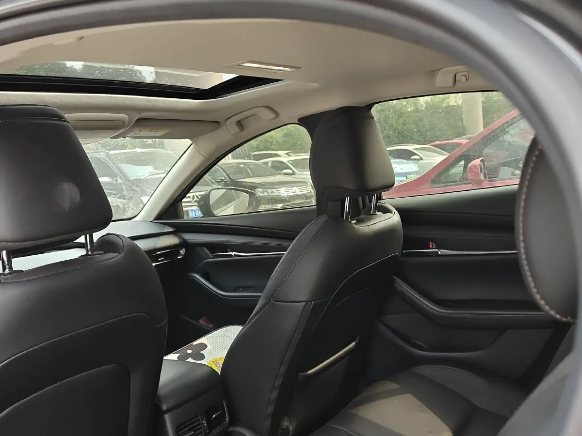 2020 Mazda 3 Axela 2.0L 158HP L4 6AT,autocango,china used car exporter,china ev exporter,chinese used car exporter,chinese used ev exporter