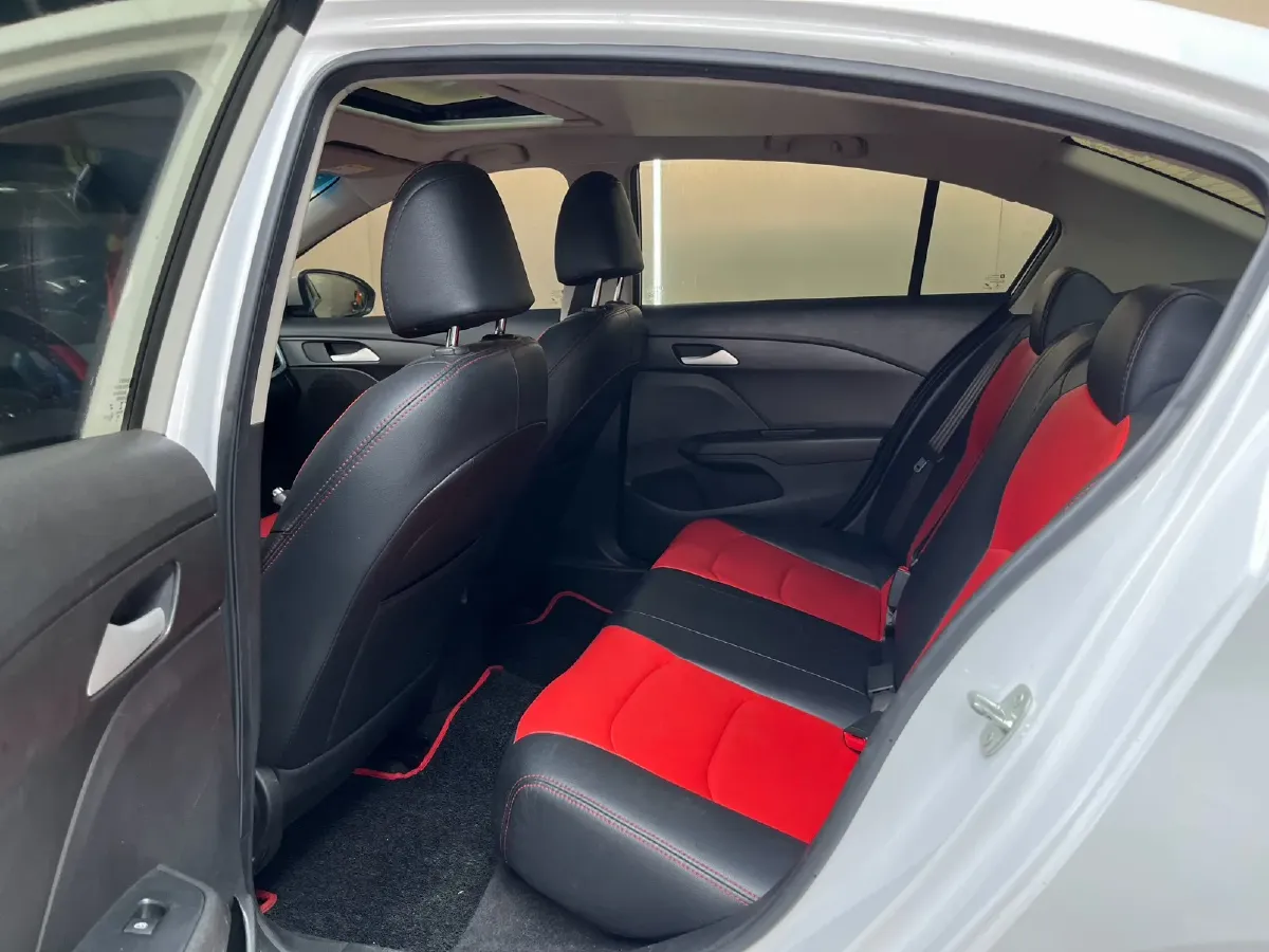 2019 Chevrolet Cavalier 1.5L 113HP L4 6AT,autocango,china used car exporter,china ev exporter,chinese used car exporter,chinese used ev exporter