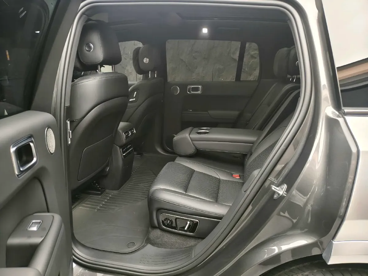 2023 Hyundai Palisade 3.5L 272HP V6 8AT,autocango,china used car exporter,china ev exporter,chinese used car exporter,chinese used ev exporter