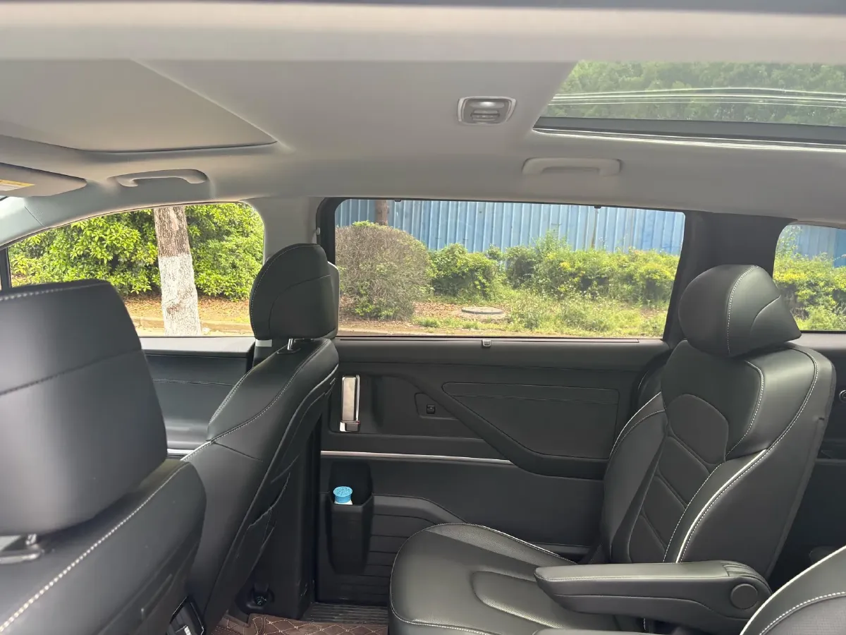 2024 Hyundai Custo 1.5T 170HP L4 8AT,autocango,china used car exporter,china ev exporter,chinese used car exporter,chinese used ev exporter