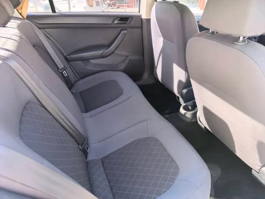 2020 DongFeng Aeolus YiXuan 1.5T 150HP L4 6DCT,autocango,china used car exporter,china ev exporter,chinese used car exporter,chinese used ev exporter