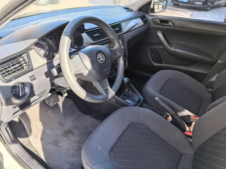 2020 DongFeng Aeolus YiXuan 1.5T 150HP L4 6DCT,autocango,china used car exporter,china ev exporter,chinese used car exporter,chinese used ev exporter