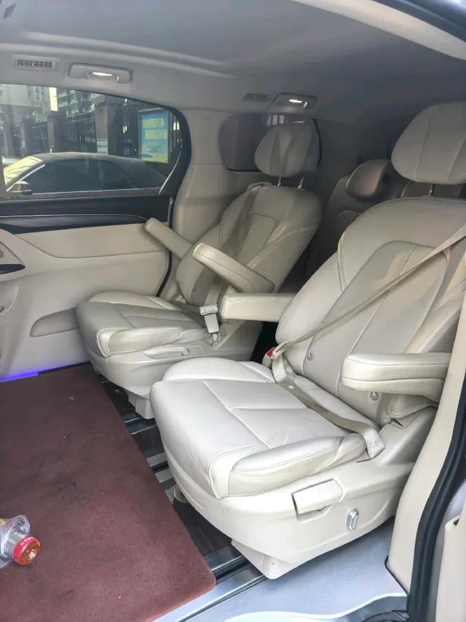 2023 Buick GL8 2.0T 237HP L4 9AT,autocango,china used car exporter,china ev exporter,chinese used car exporter,chinese used ev exporter