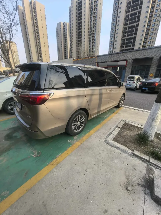2023 Buick GL8 2.0T 237HP L4 9AT,autocango,china used car exporter,china ev exporter,chinese used car exporter,chinese used ev exporter