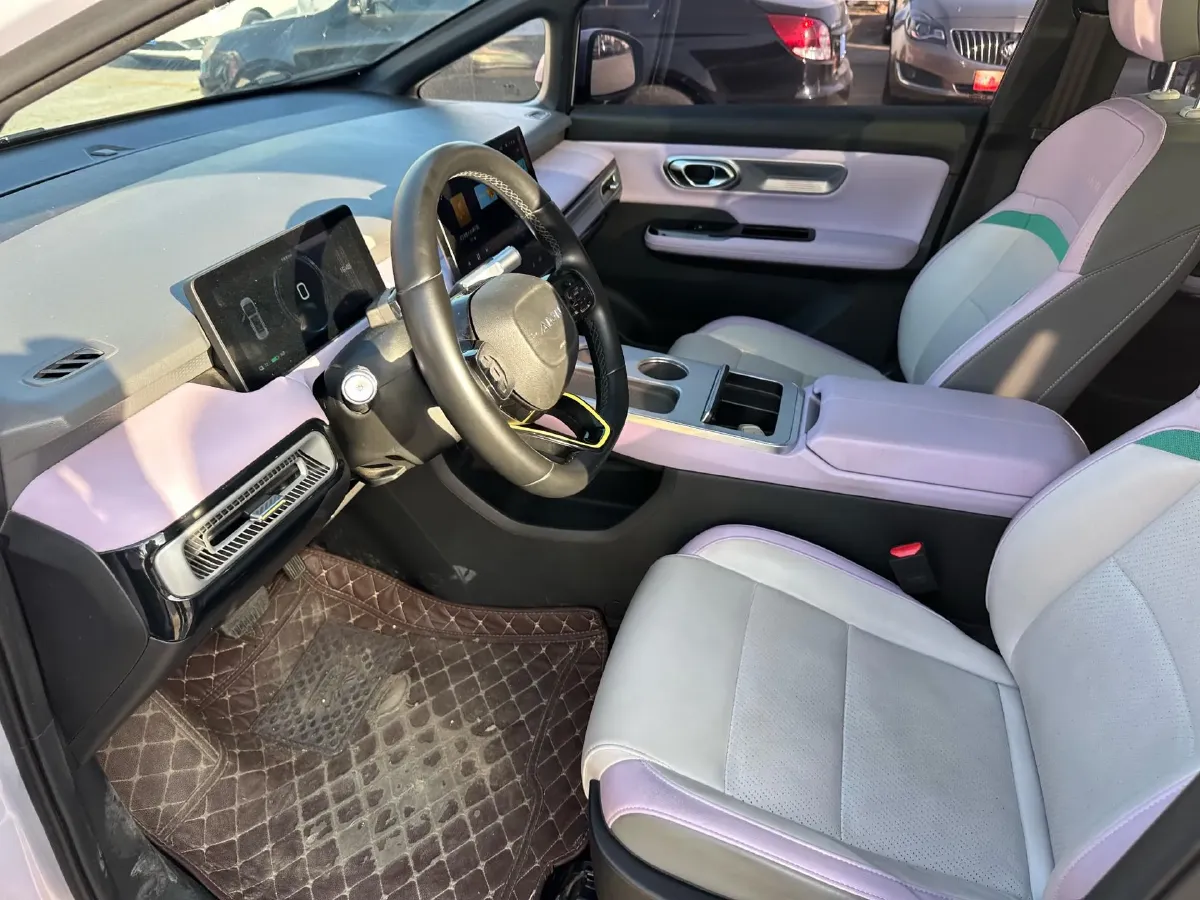 2022 Geely Okavango 1.8T 184HP L4 7DCT,autocango,china used car exporter,china ev exporter,chinese used car exporter,chinese used ev exporter