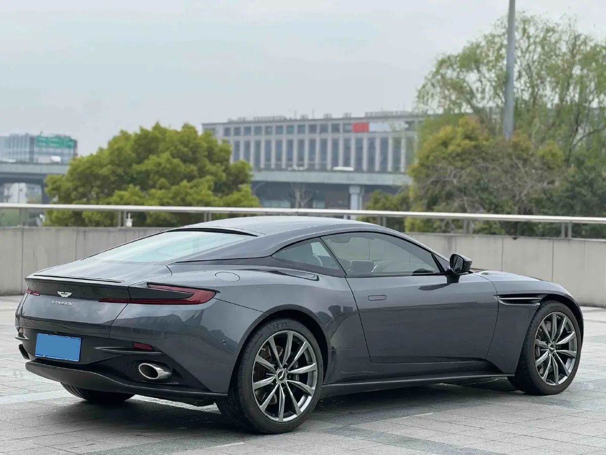 2020 Aston Martin DB11 4.0T 510HP V8 8AT,autocango,china used car exporter,china ev exporter,chinese used car exporter,chinese used ev exporter
