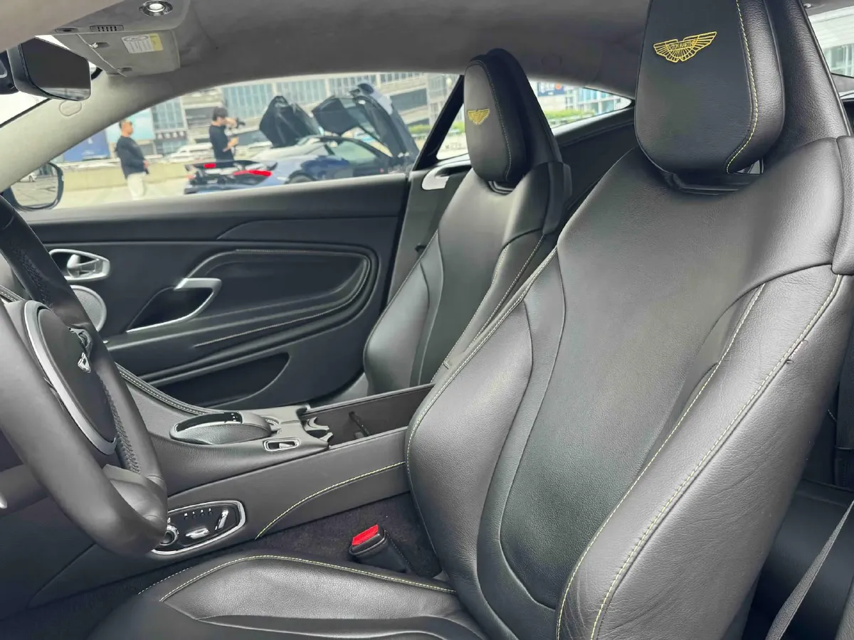 2020 Aston Martin DB11 4.0T 510HP V8 8AT,autocango,china used car exporter,china ev exporter,chinese used car exporter,chinese used ev exporter